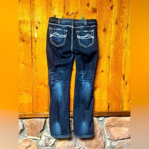 Cowgirl Tuff jeans Indigo bling in size 31x33.